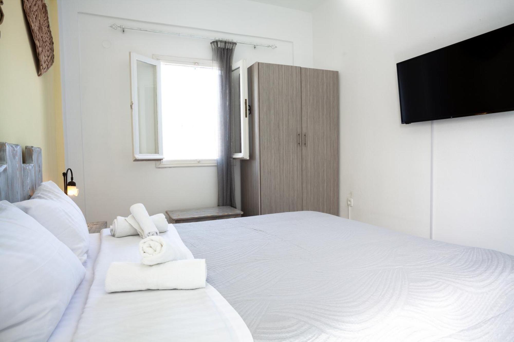 Stella Rooms Vlychada Bilik gambar