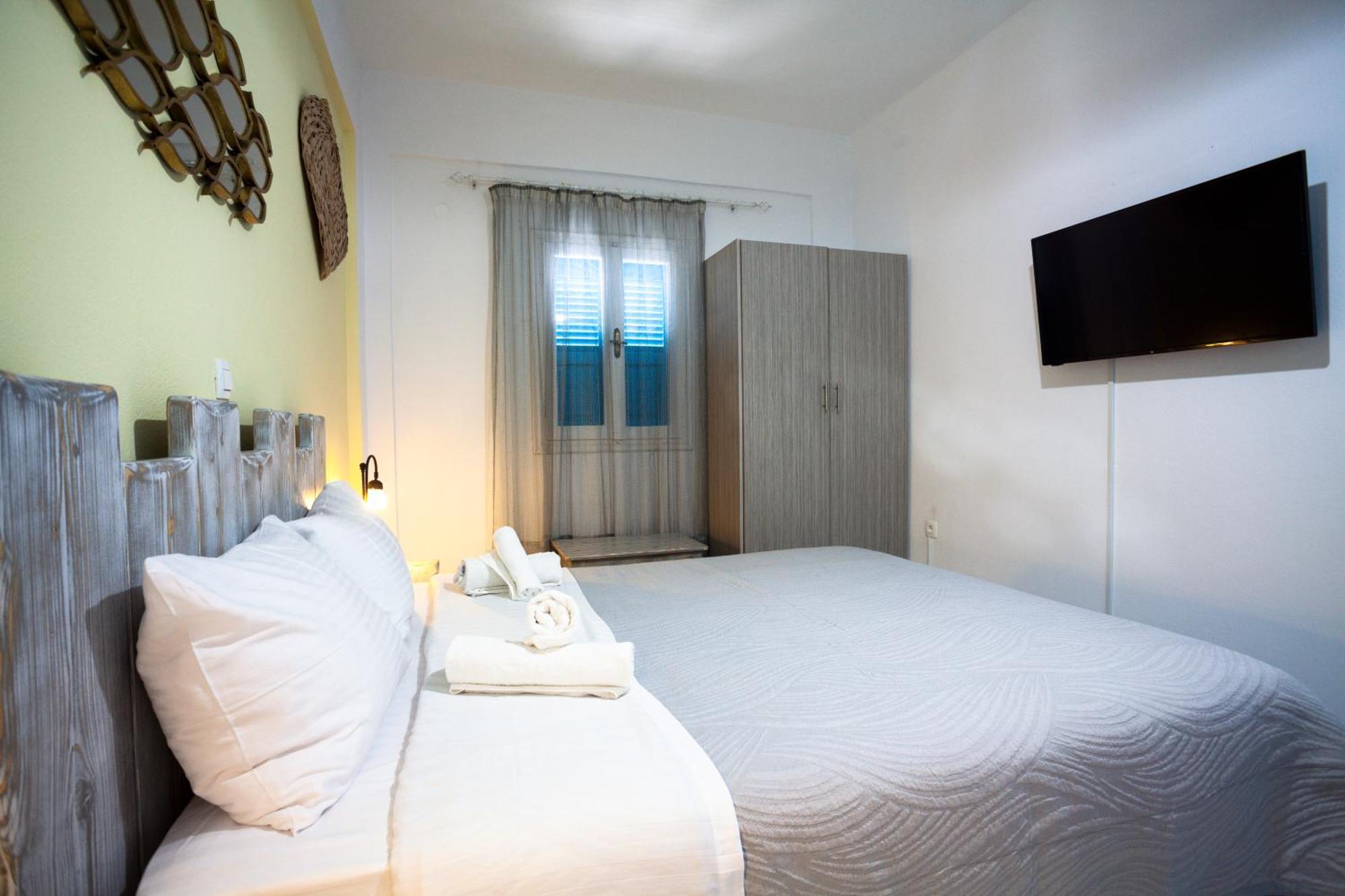 Stella Rooms Vlychada Bilik gambar